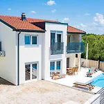 Fortis Apartment