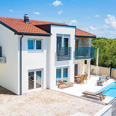Fortis Apartment