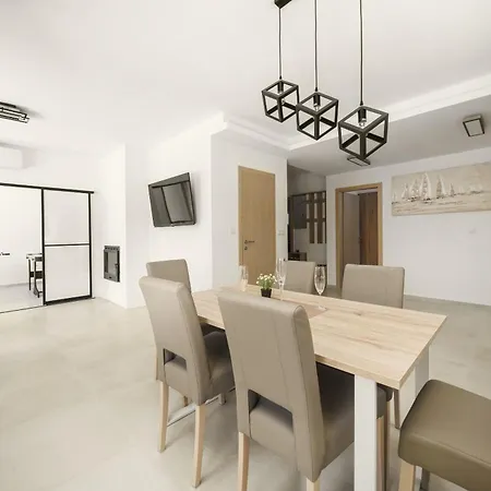 Fortis Apartment Drage